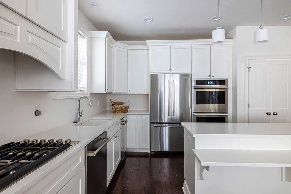 Venezia Snow White Quartz Countertops in Pittsburgh