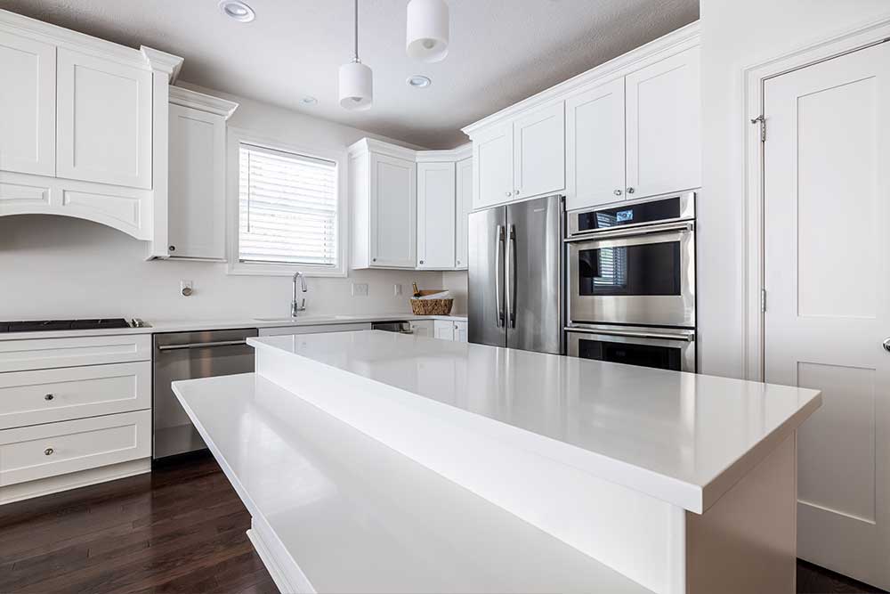 Venezia Snow White Quartz Countertops in Pittsburgh