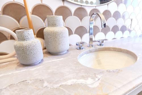 Dolce Vita Granite Countertop